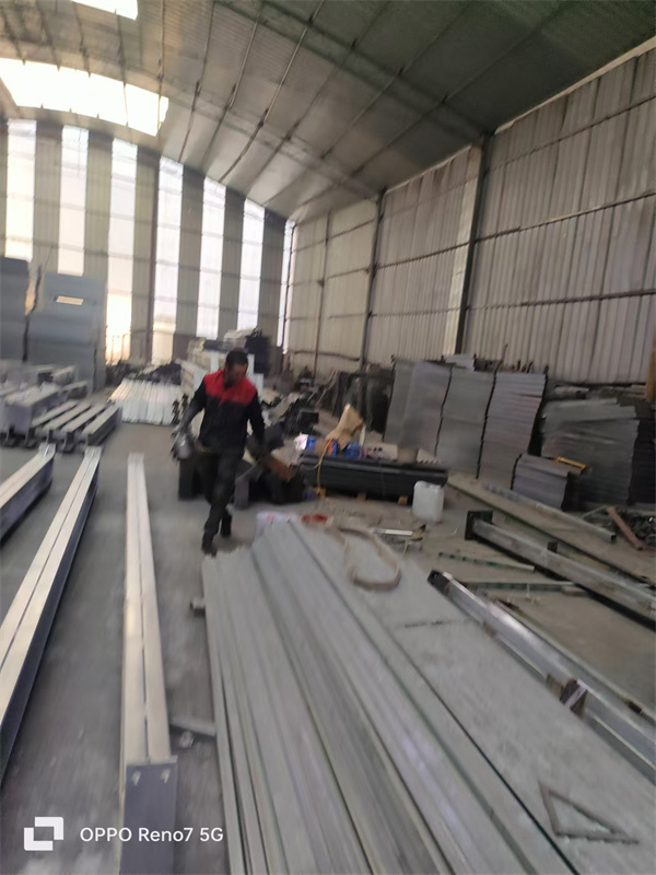 青海钢结构加工现场