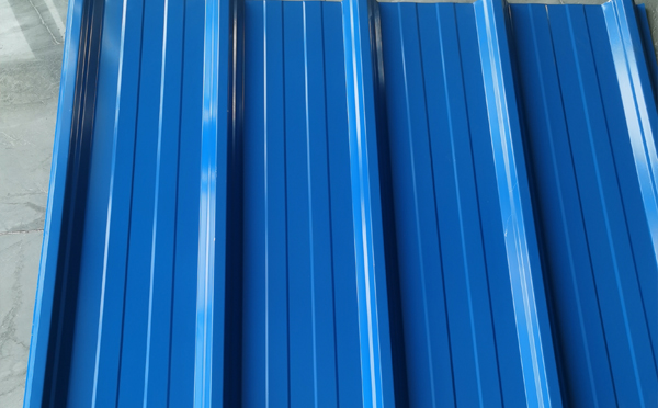 高原厂房做青海彩钢加工怎样省料又抗风